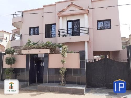 Villa familiale F5 à Thiès Nord